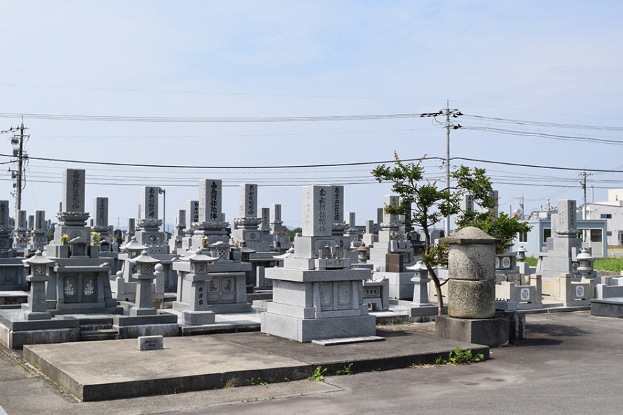 萩島墓地